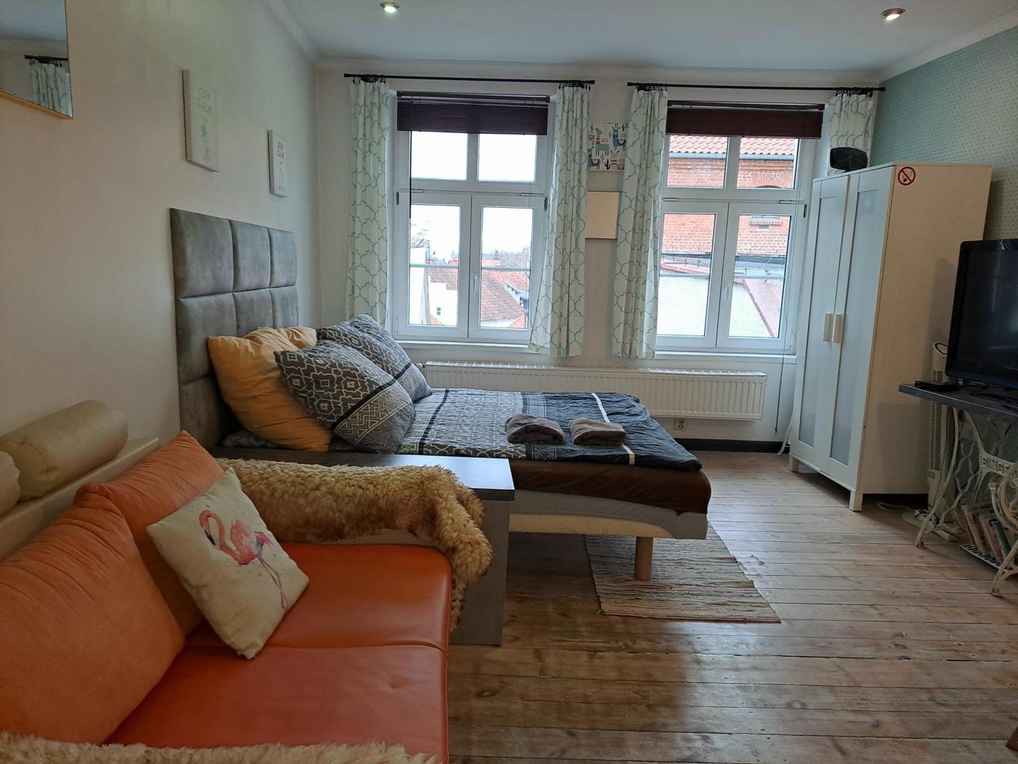Staszica Apartment *